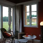 Les Ambeles فندق مبيت وإفطار