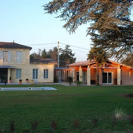 Bed and Breakfast Les Ambeles Saint-Magne-de-Castillon