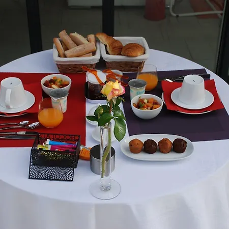Les Ambeles 4*