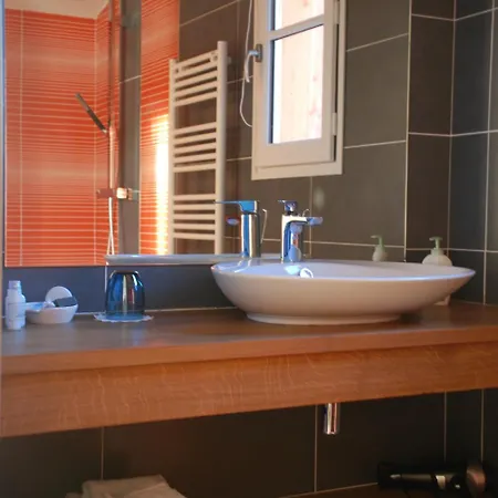 Bed & Breakfast Les Ambeles Saint-Sulpice-de-Faleyrens