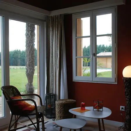 Les Ambeles Bed and Breakfast