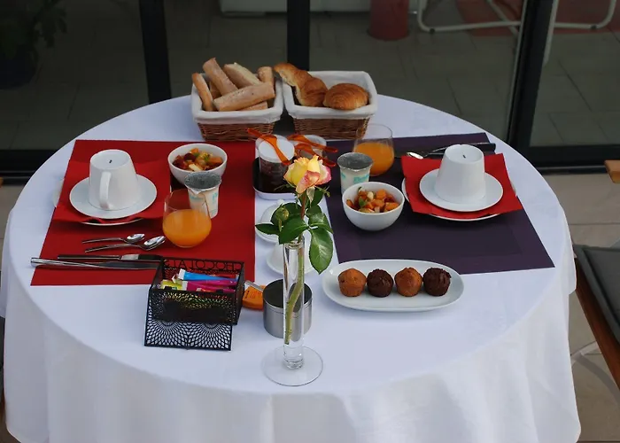 Les Ambeles 4*