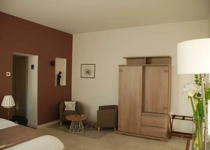 Les Ambeles فندق مبيت وإفطار Saint-Sulpice-de-Faleyrens